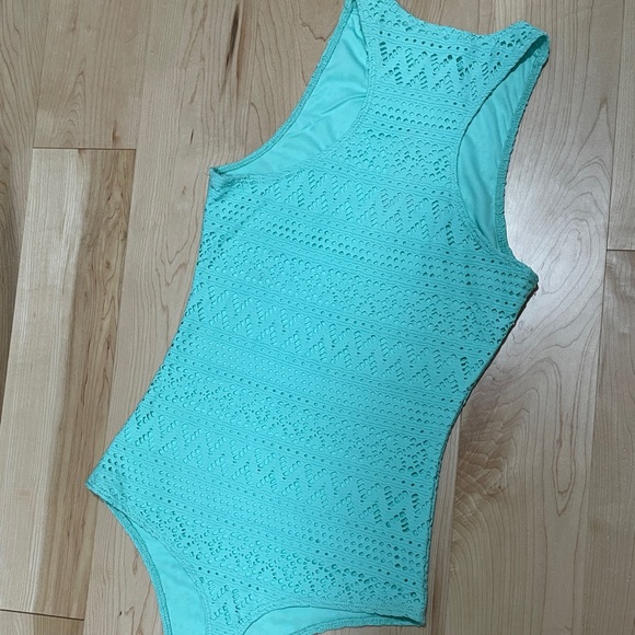 Textured blue sleeveless bodysuit, size XS by Revamped - Picture 9 of 11